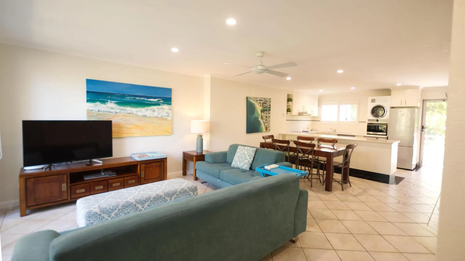 Aparthotel Raintrees Moffat Beach