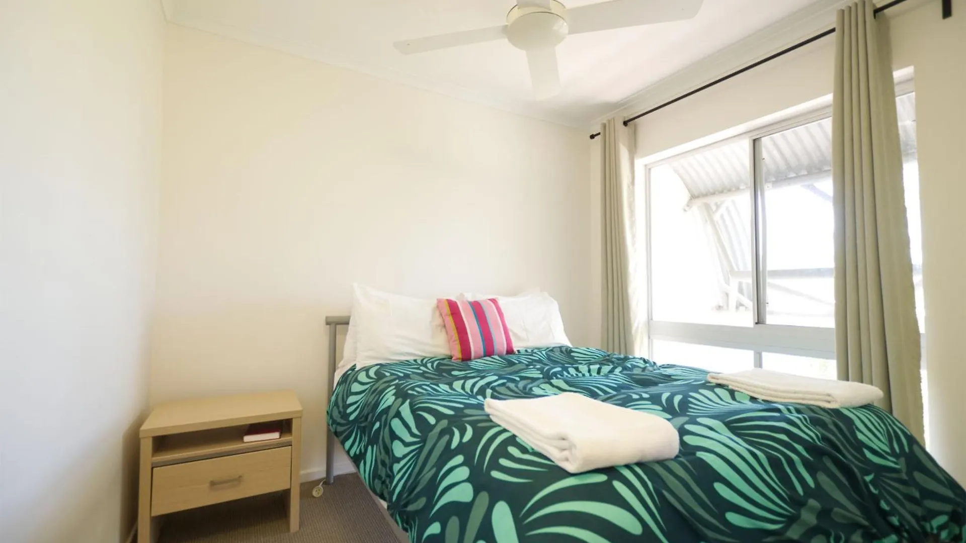 Aparthotel Raintrees Moffat Beach